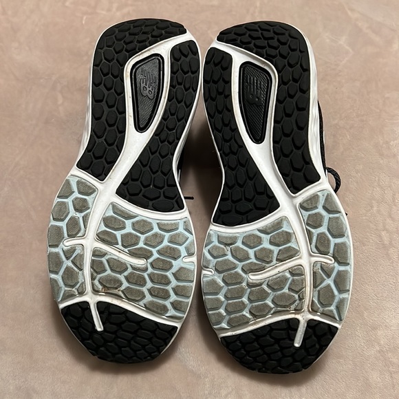 New Balance Shoes New Balance Womens Fresh Foam 68 V7 Black